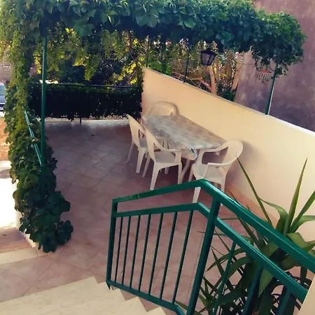 Josip Apartment *